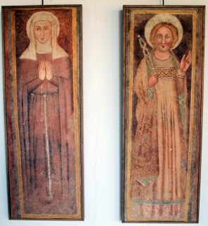 아시시의 성녀 클라라와 알렉산드리아의 성녀 아폴로니아_photo by Mongolo1984_in the Museum of St Augustine in Genoa_Italy.jpg